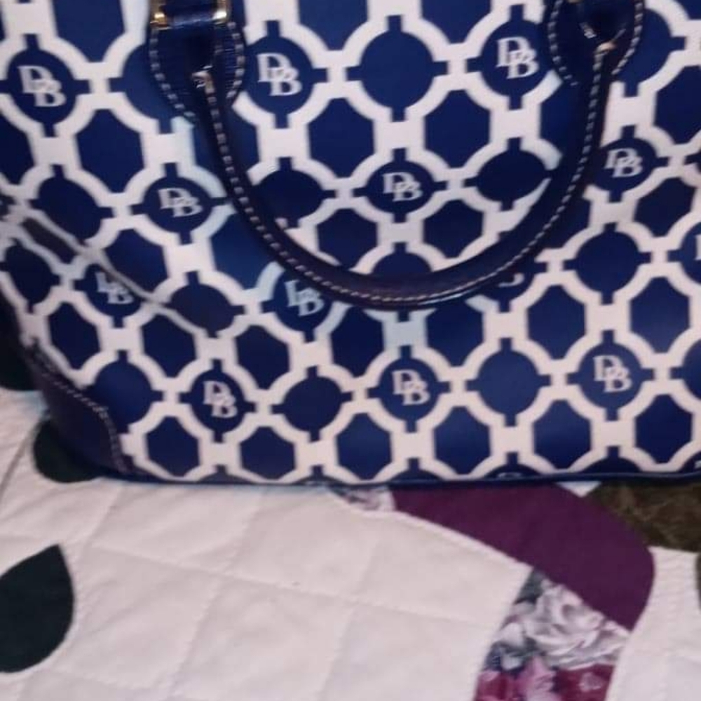 Dooney Bourke purse